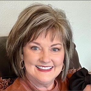 Meet your Posher, Mellonie